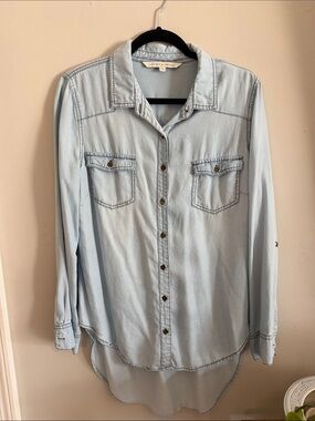 Versona Light Blue Denim Button-Down Shirt